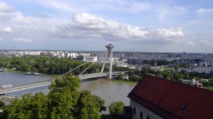 Most SNP Bratysława 3 źródło: https://sk.wikipedia.org/wiki/Most_SNP