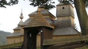 Kościół św. Mikołaja 2 Autor: Peter Zelizňak źródło: https://slovenskycestovatel.sk/item/chram-sv-mikulasa-bodruzal