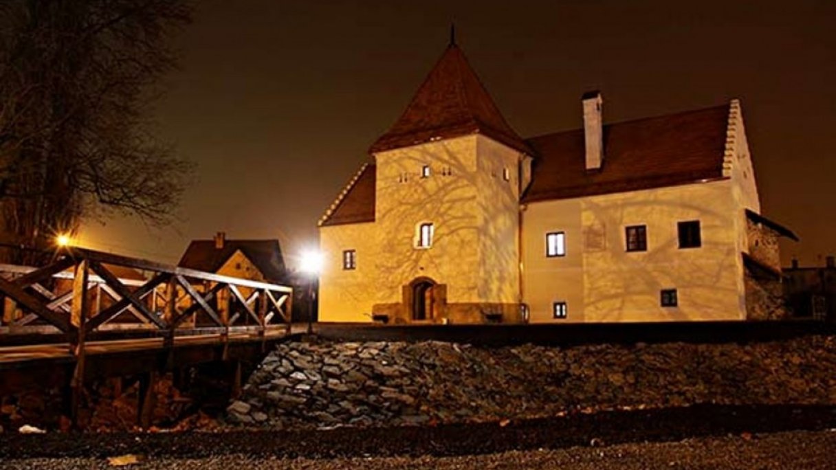 Kaštieľ v Šimonovanoch (Vodný hrad) 1 źródło: https://muap.sk/wp-content/uploads/2019/05/vh-1.jpg
