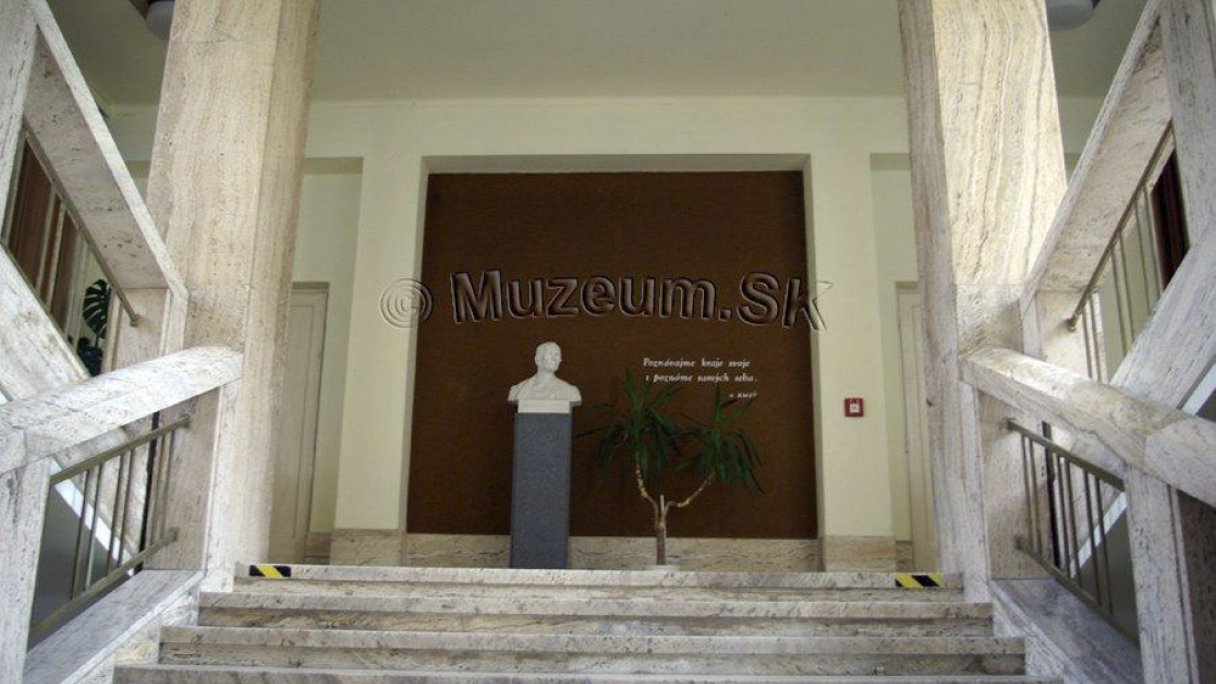 Słowackie Muzeum Narodowe w Martinie 2 źródło: https://www.muzeum.sk/etnograficke-muzeum-snm-martin.html