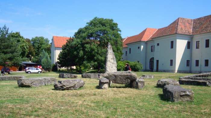 Słowackie megality Stonehenge Holíč