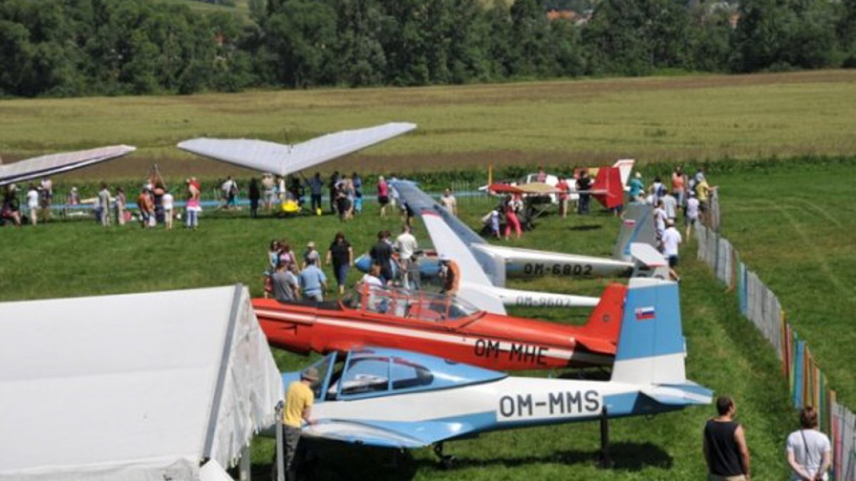 Aeroklub - Lotnisko Ružomberok - Lisková 1