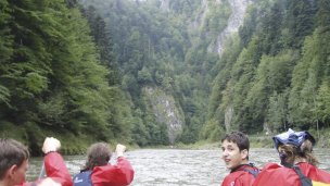 Spływ Dunajcem 5 źródło: https://www.mutton.sk/slo/service/rafting-dunajec